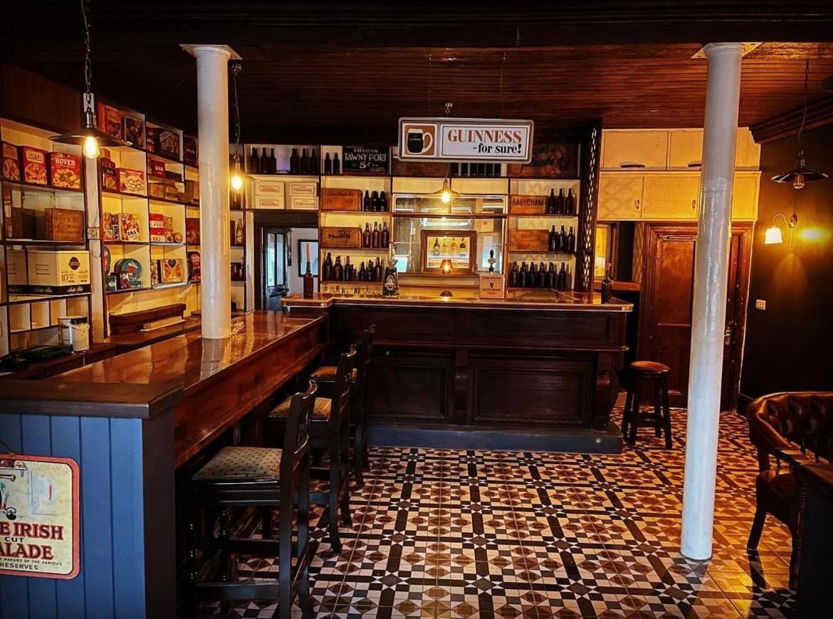 Вілла Tw O Connell Old World Irish Pub Керсівін Екстер'єр фото